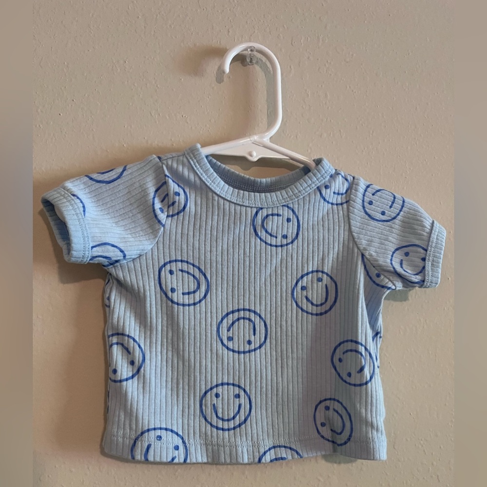 Cat and jack is 0 to 3 months matching set